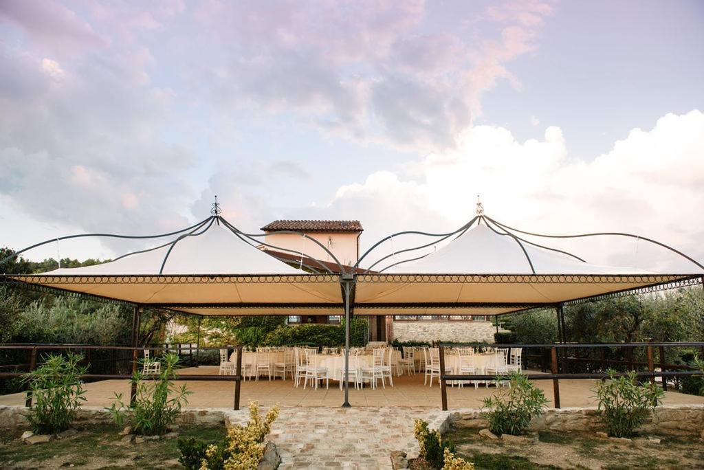 Tenuta Di Forte Sorgnano Gualdo Cattaneo Екстериор снимка