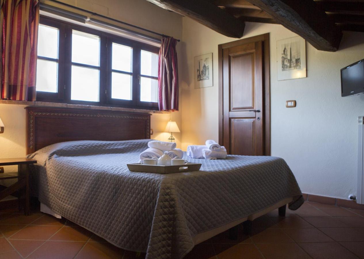 Tenuta Di Forte Sorgnano Gualdo Cattaneo Екстериор снимка