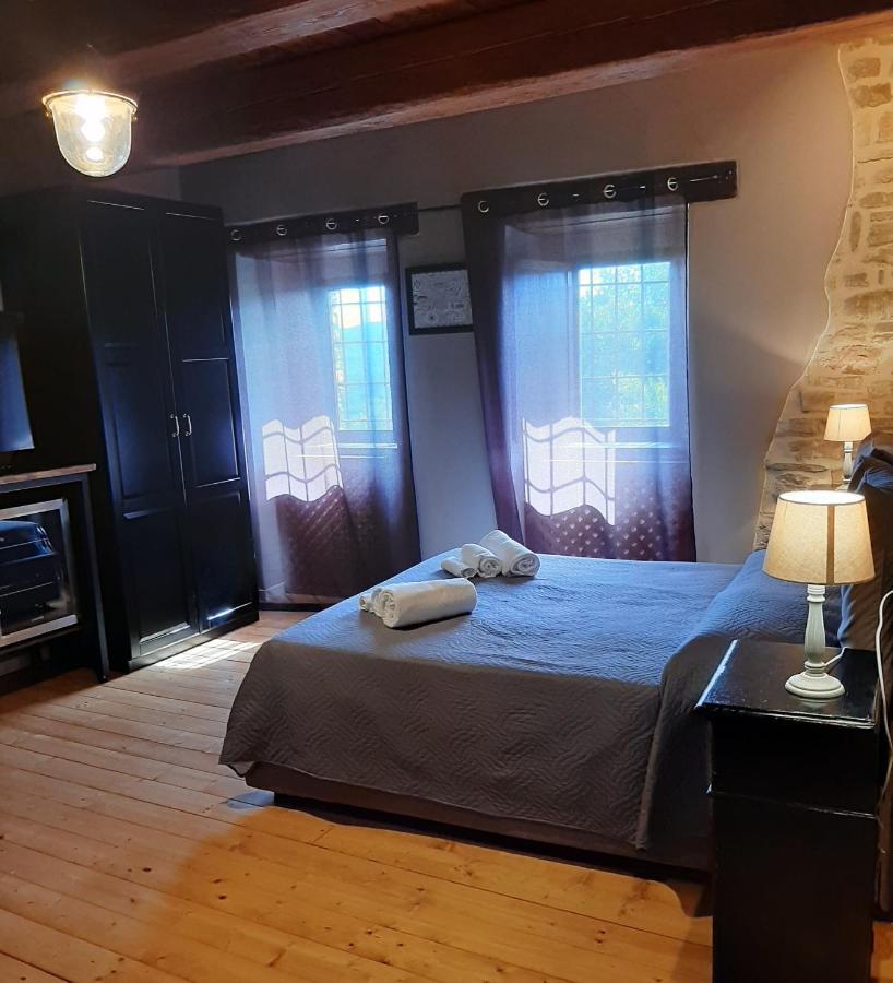 Tenuta Di Forte Sorgnano Gualdo Cattaneo Екстериор снимка