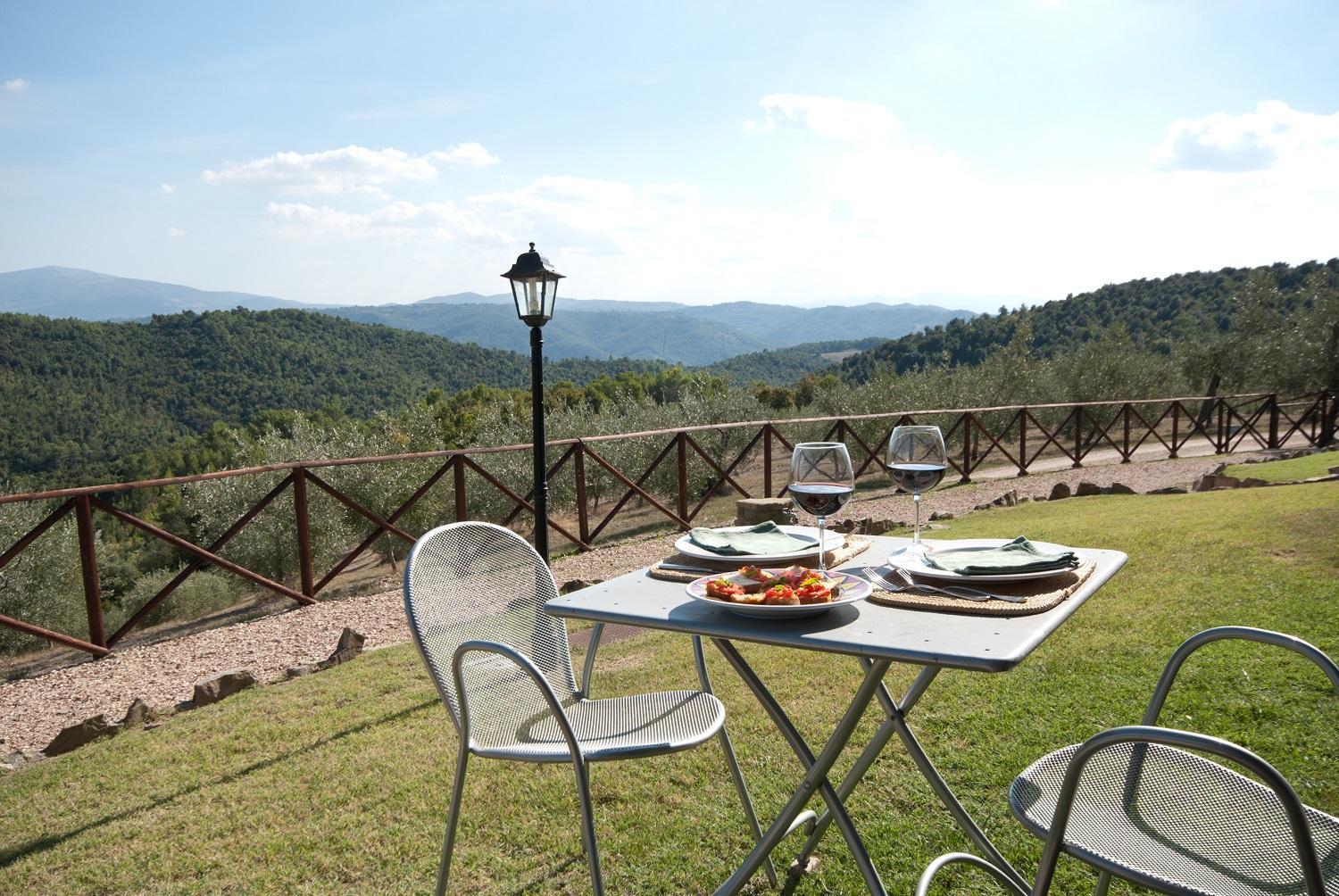 Tenuta Di Forte Sorgnano Gualdo Cattaneo Стая снимка